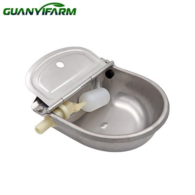 Коњска посуда за пиће